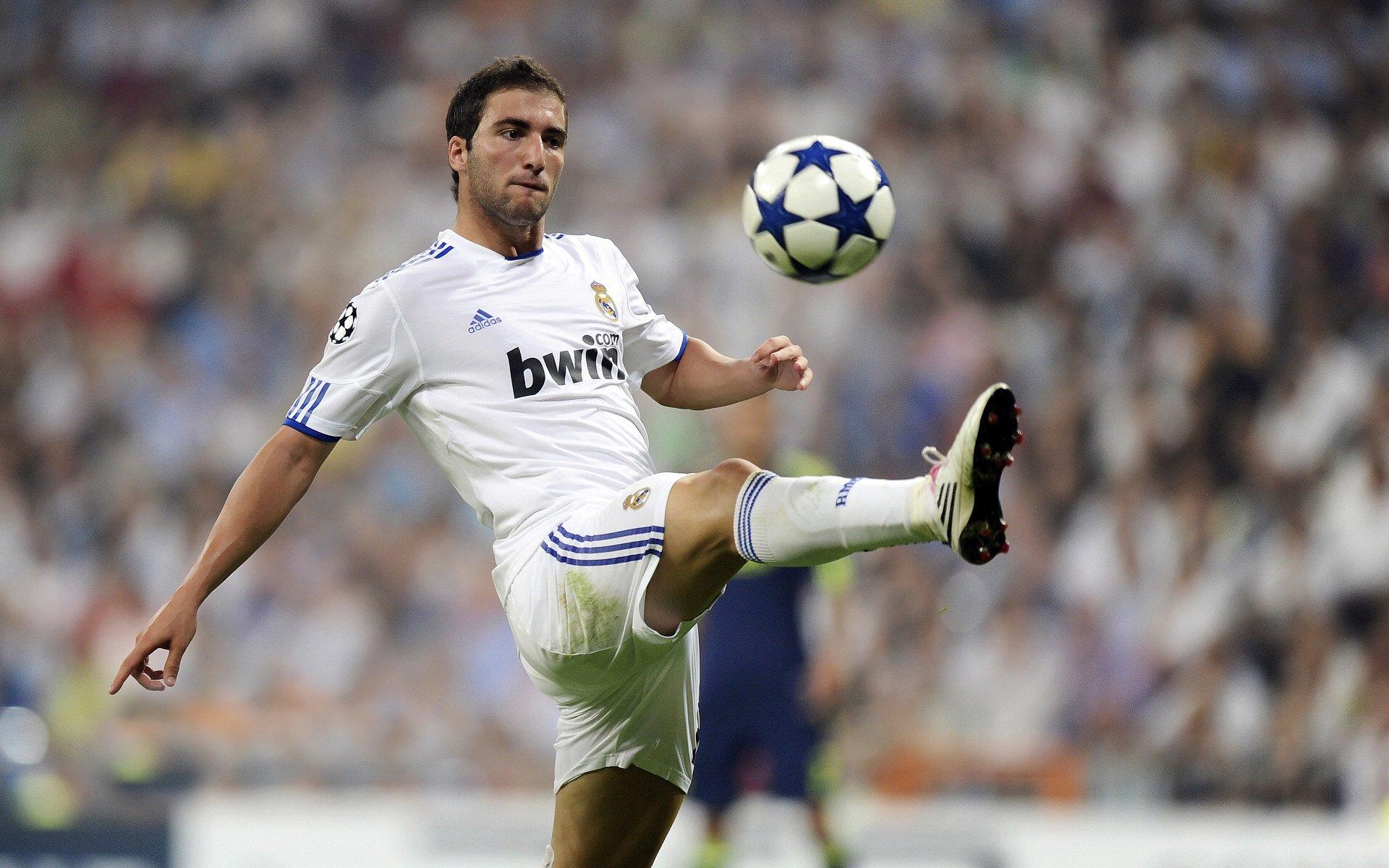 姆巴佩梅开二度助巴黎圣日耳曼挺进欧冠四强