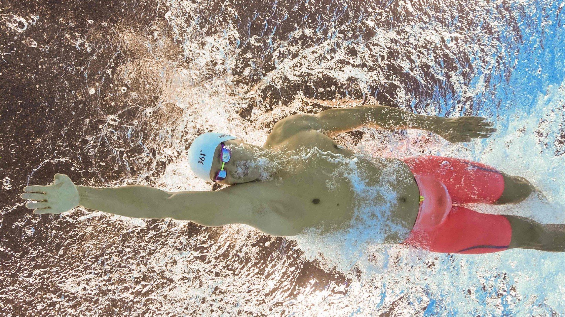 C罗梅开二度助球队逆转取胜，刷新个人进球纪录